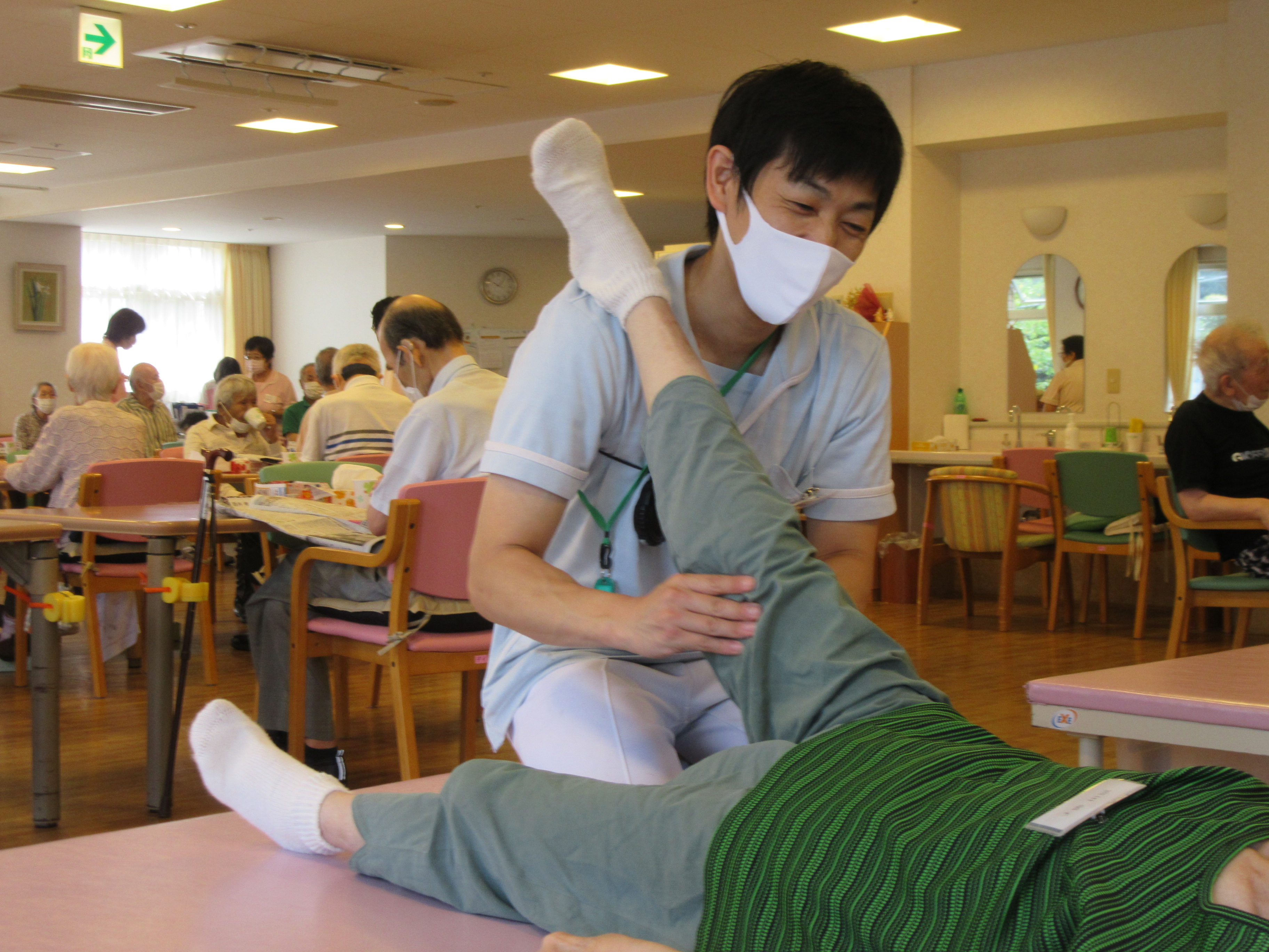 下肢機能訓練（理学療法）